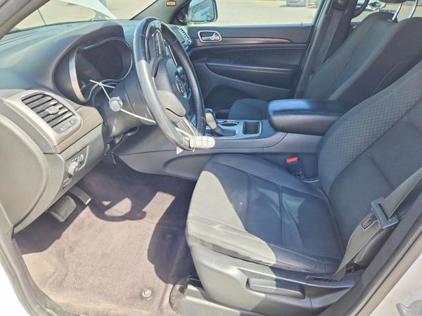 2018 JEEP GRAND CHEROKEE LAREDO 4X2