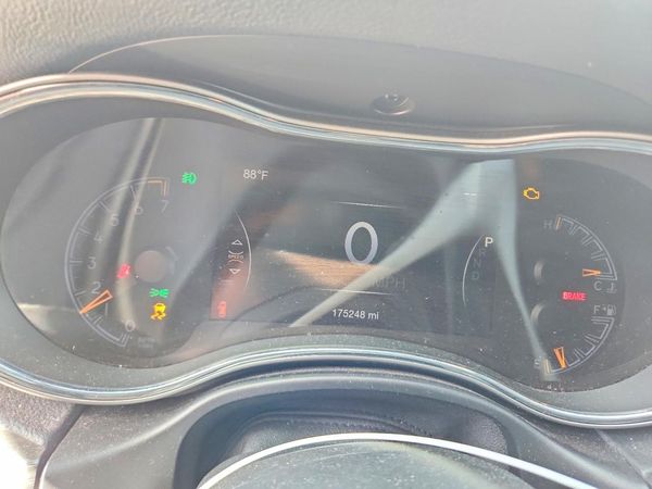 2018 JEEP GRAND CHEROKEE LAREDO 4X2