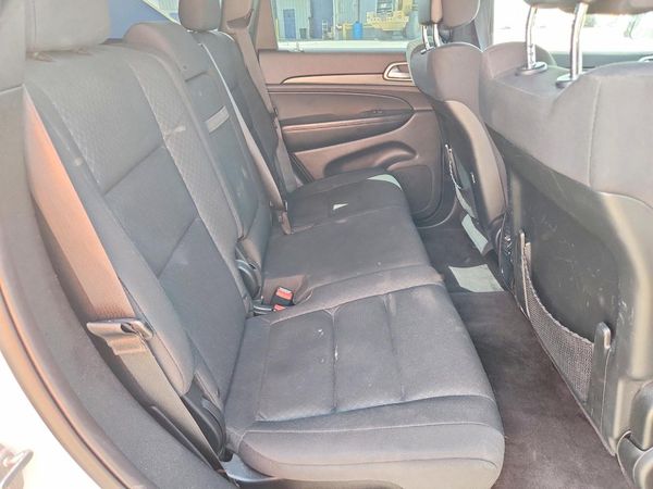 2018 JEEP GRAND CHEROKEE LAREDO 4X2