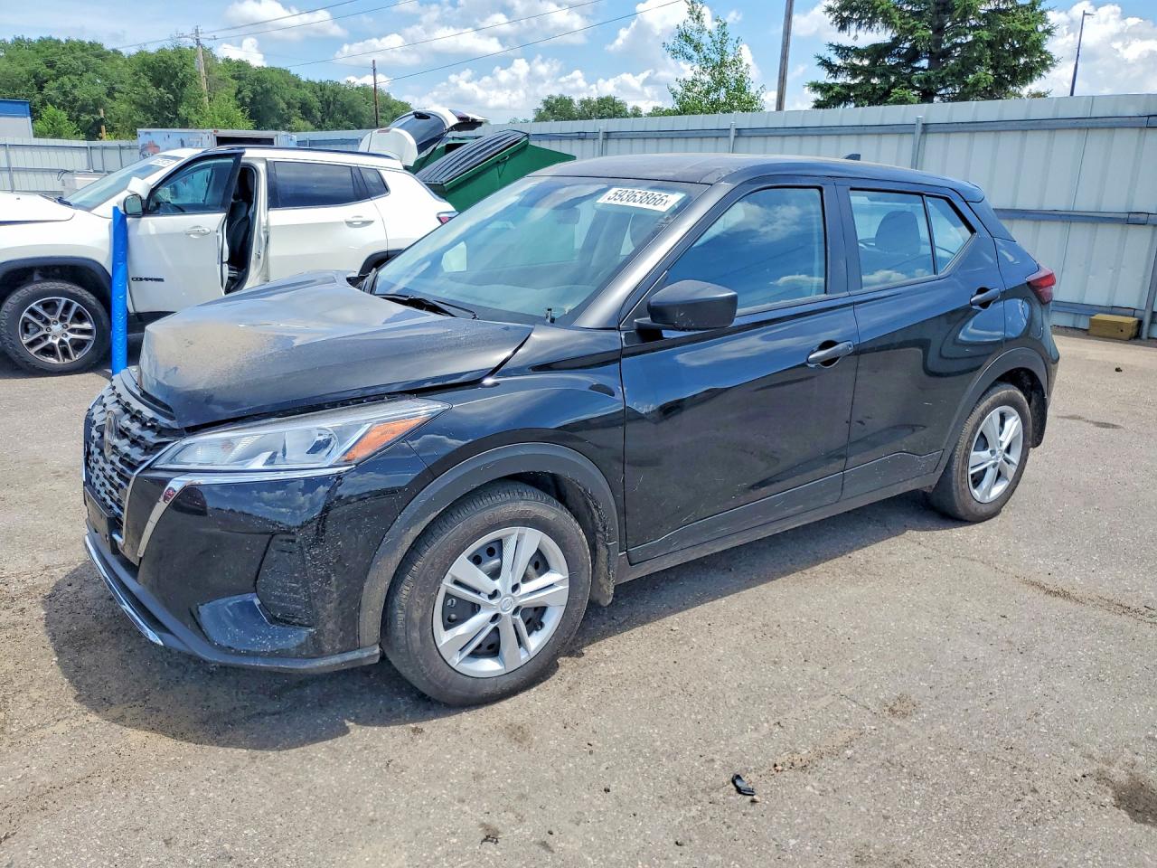 2024 NISSAN KICKS S