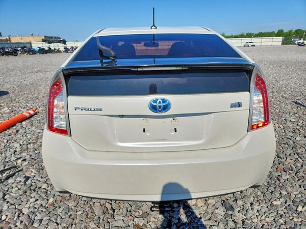2014 TOYOTA PRIUS