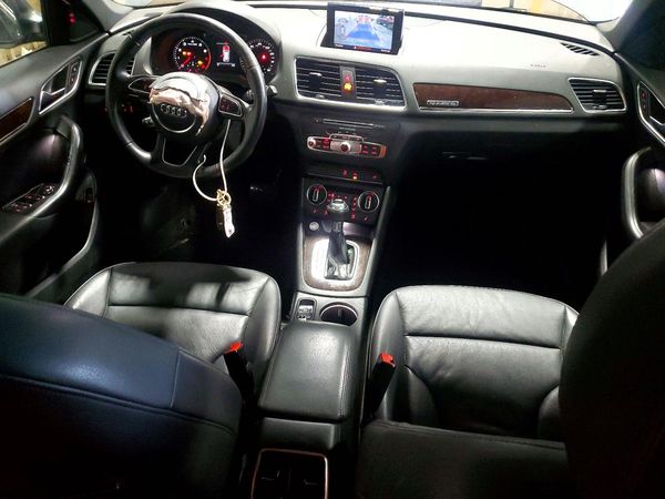 2017 AUDI Q3