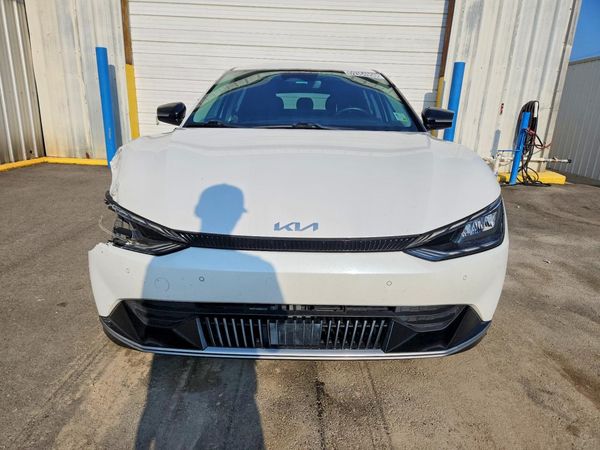 2023 KIA EV6 Light, Wind