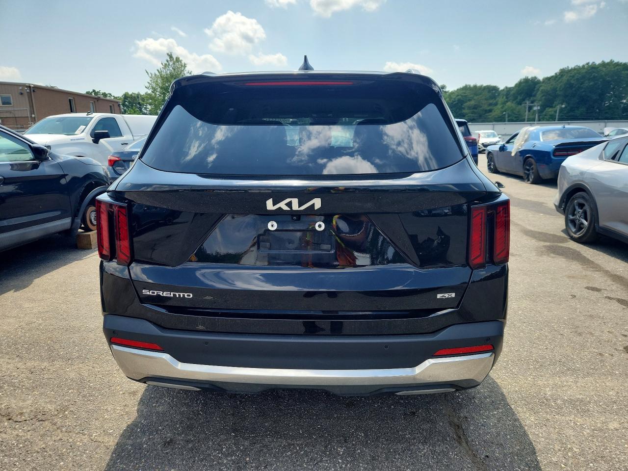 2024 KIA SORENTO S