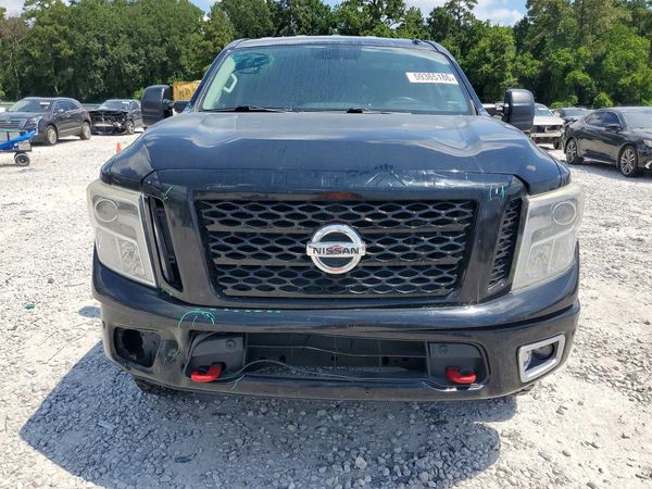 2018 NISSAN TITAN