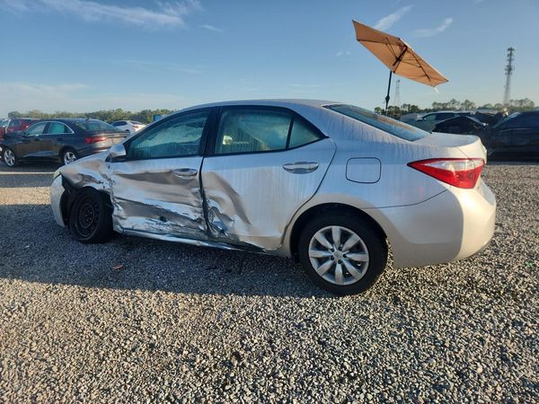 2015 TOYOTA COROLLA