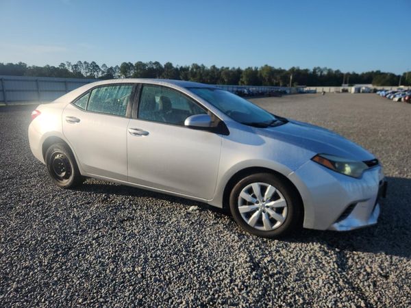 2015 TOYOTA COROLLA