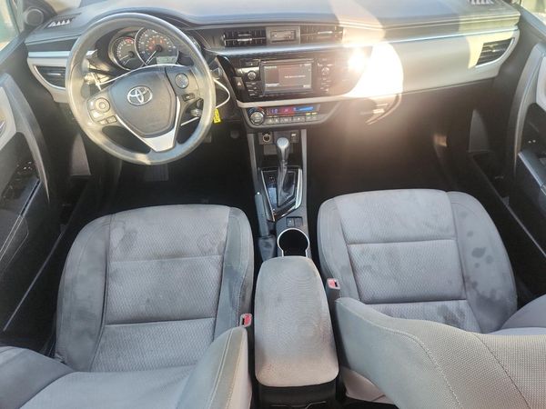2015 TOYOTA COROLLA