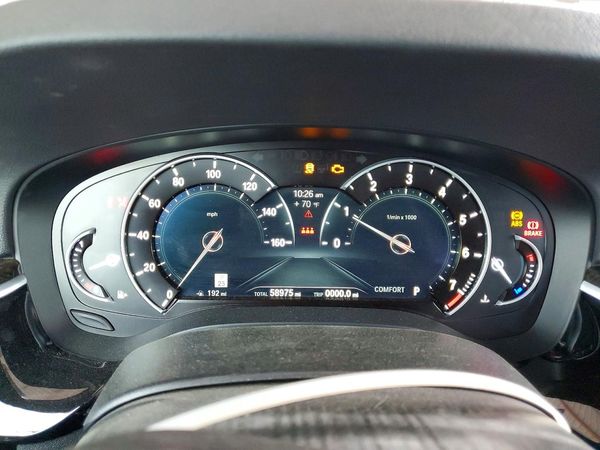2019 BMW 530