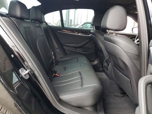 2019 BMW 530