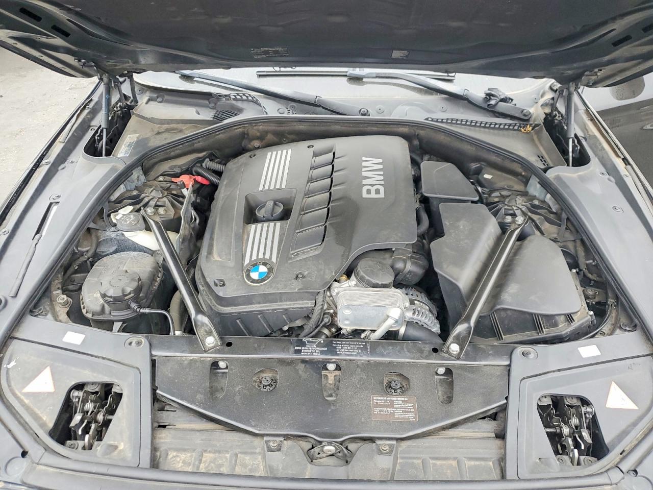 2011 BMW 528I