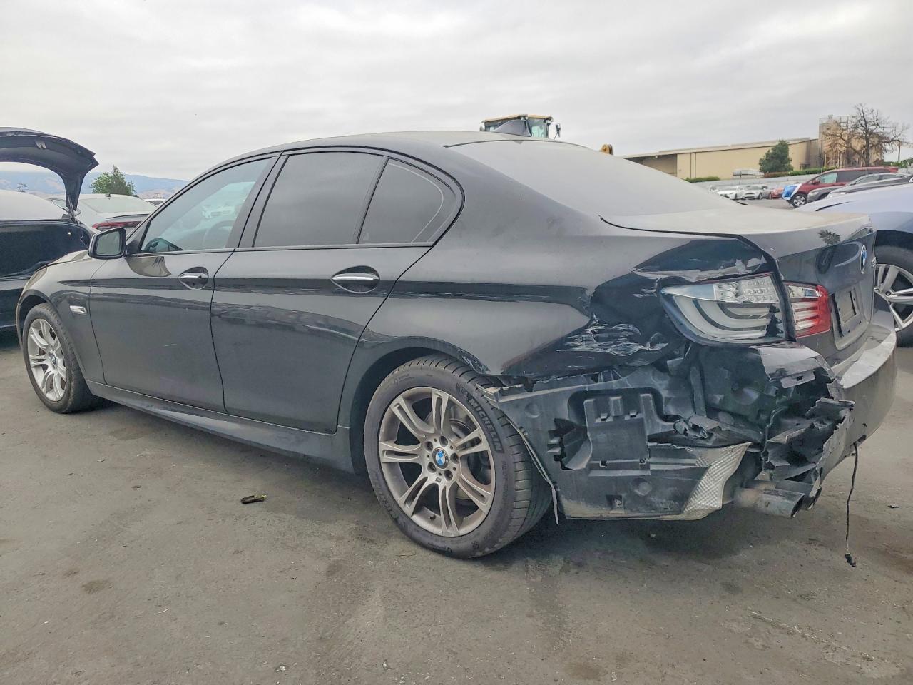 2011 BMW 528I