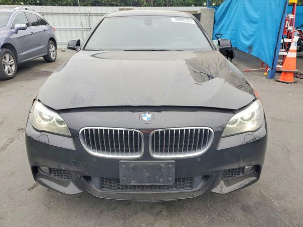 2011 BMW 528I