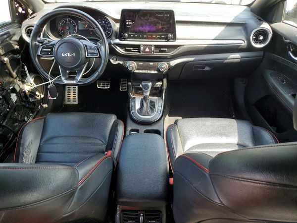 2024 KIA FORTE GT