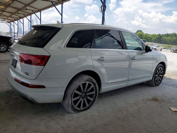 2017 AUDI Q7 quattro Prestige