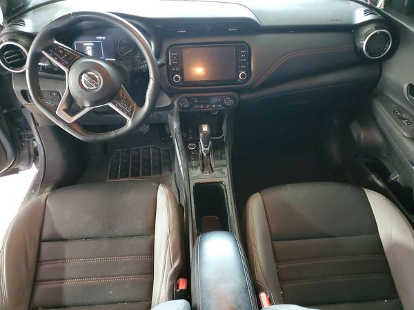 2021 NISSAN KICKS SR