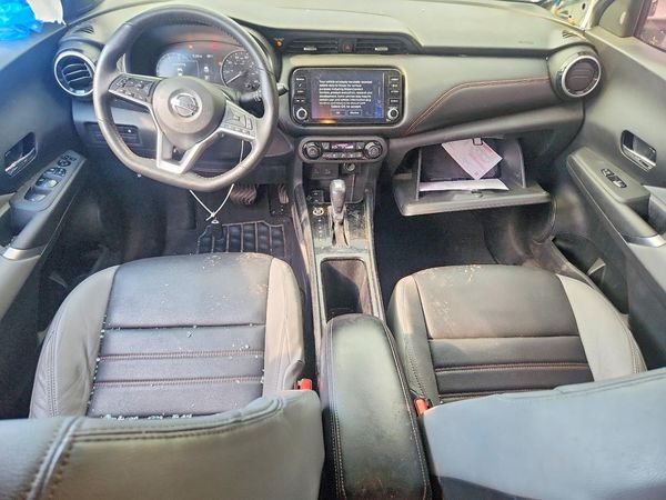 2021 NISSAN KICKS SR