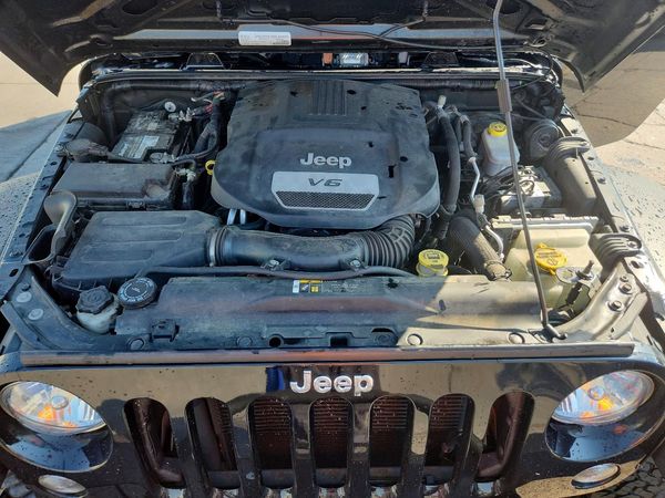 2017 JEEP WRANGLER UNLIMITED SPORT 4X4
