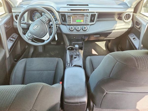 2018 TOYOTA RAV4 LE