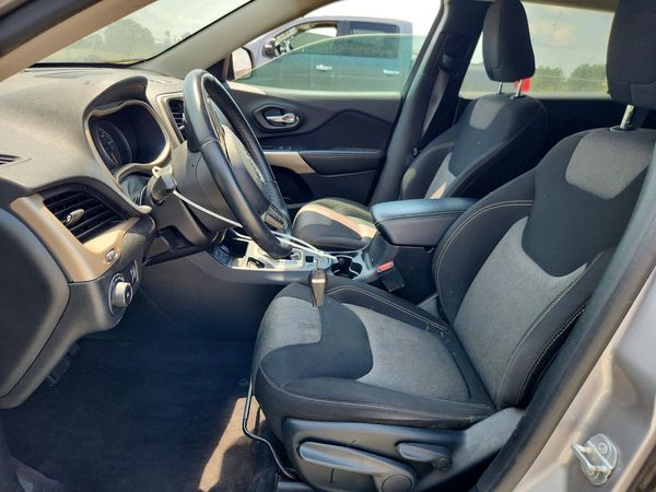 2018 JEEP CHEROKEE LATITUDE FWD