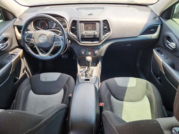 2018 JEEP CHEROKEE LATITUDE FWD