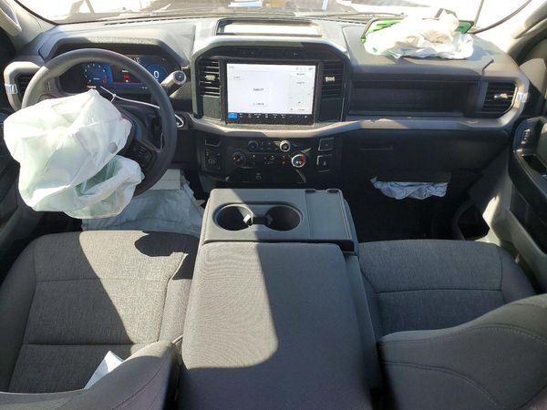 2024 FORD F150