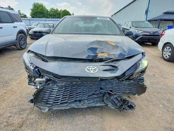 2026 TOYOTA CAMRY