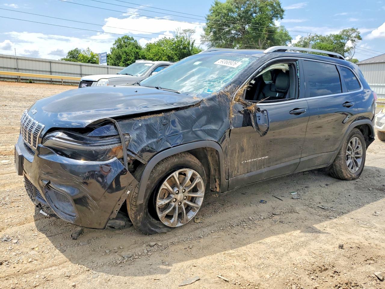 2019 JEEP CHER LATITUDE Latitude Plus