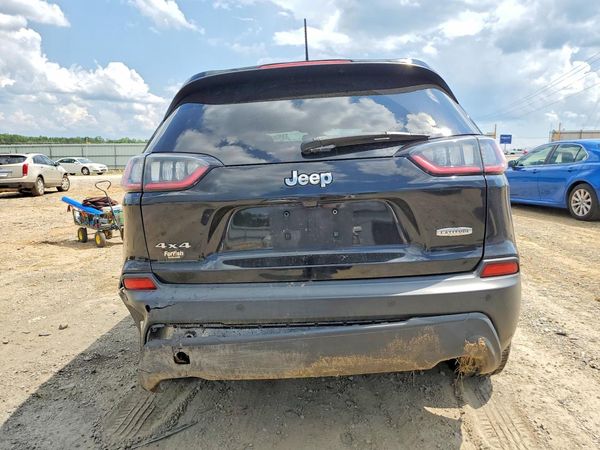 2019 JEEP CHER LATITUDE Latitude Plus