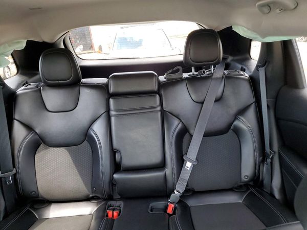 2019 JEEP CHER LATITUDE Latitude Plus