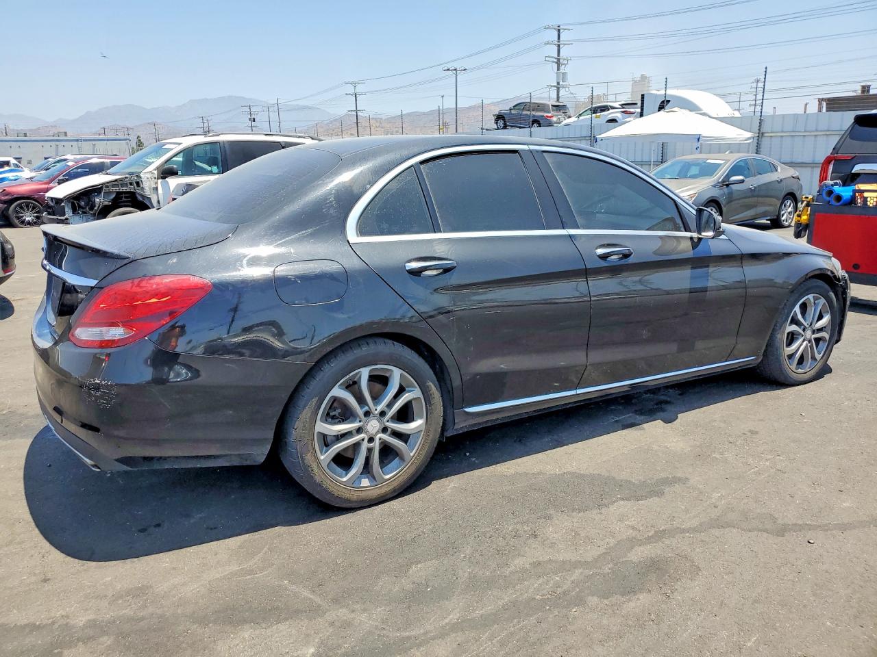 2016 MERCEDES-BENZ C C300