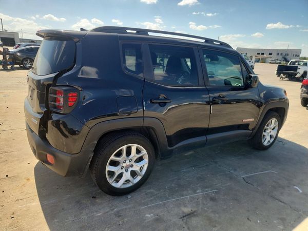 2018 JEEP RENEGADE LATITUDE 4X2