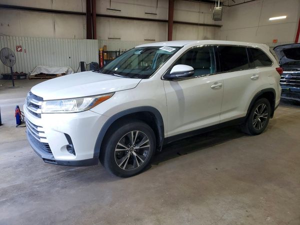2019 TOYOTA HIGHLANDER LE/LE Plus