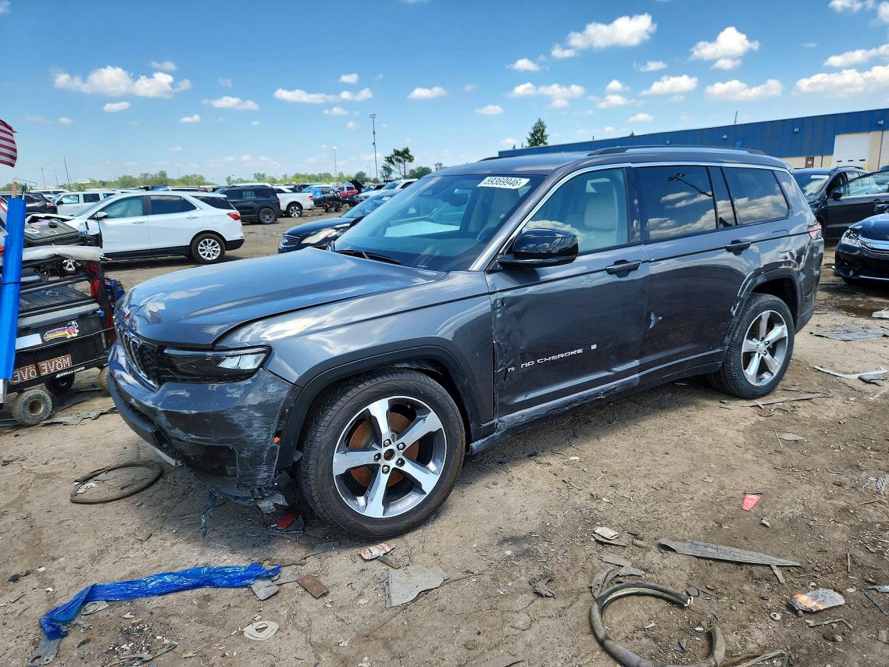 2021 JEEP CHEROKEE Limited — Front 3/4