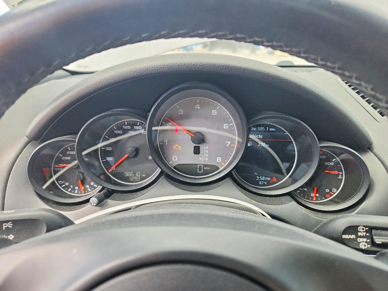 2011 PORSCHE CAYENNE