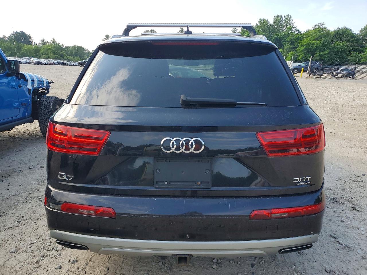2018 AUDI Q7 quattro Premium Plus