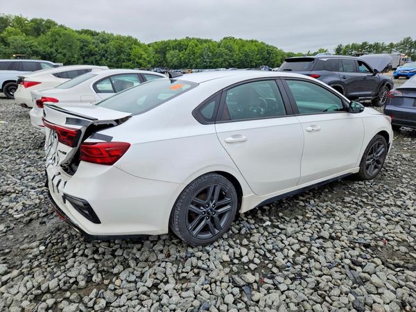 2021 KIA FORTE GT Line