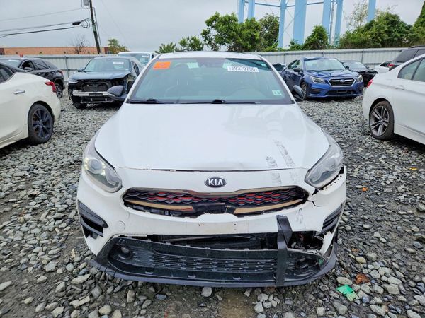 2021 KIA FORTE GT Line