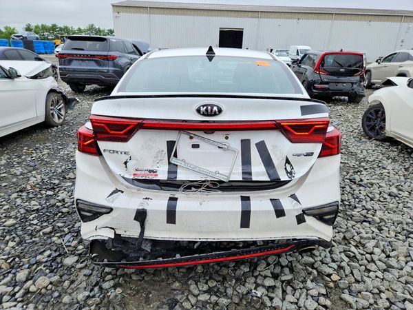 2021 KIA FORTE GT Line