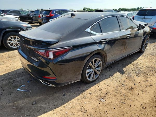 2019 LEXUS ES 350