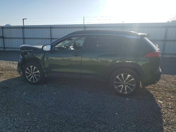 2022 TOYOTA COROLLA CROSS XLE