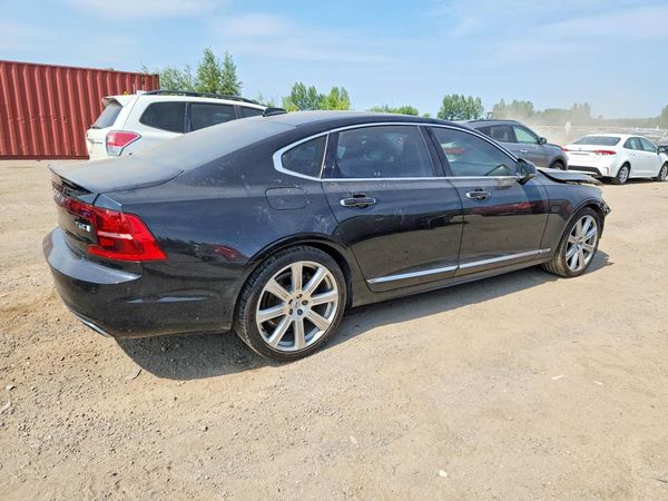 2020 VOLVO S90