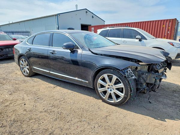 2020 VOLVO S90