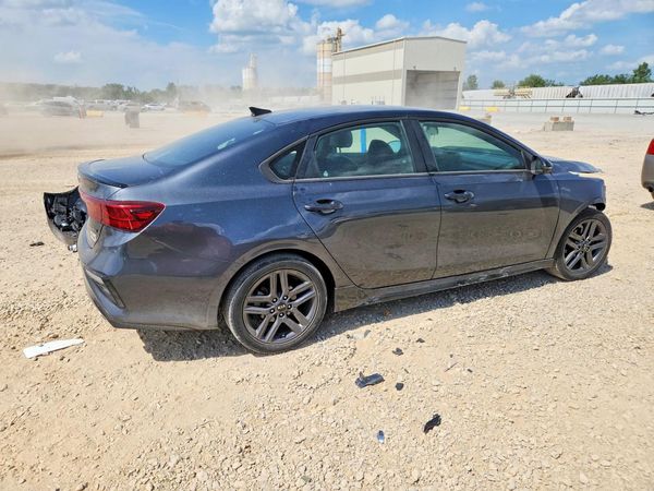 2021 KIA FORTE GT Line
