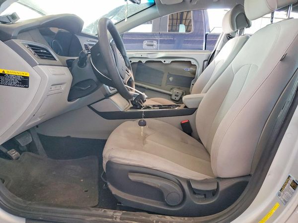 2017 HYUNDAI SONATA SE, Eco — DENT