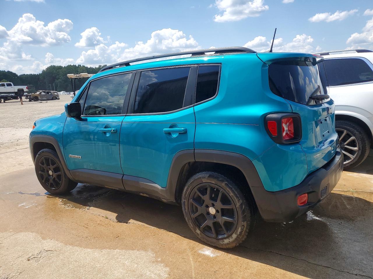 2021 JEEP RENEGADE LATITUDE 4X2