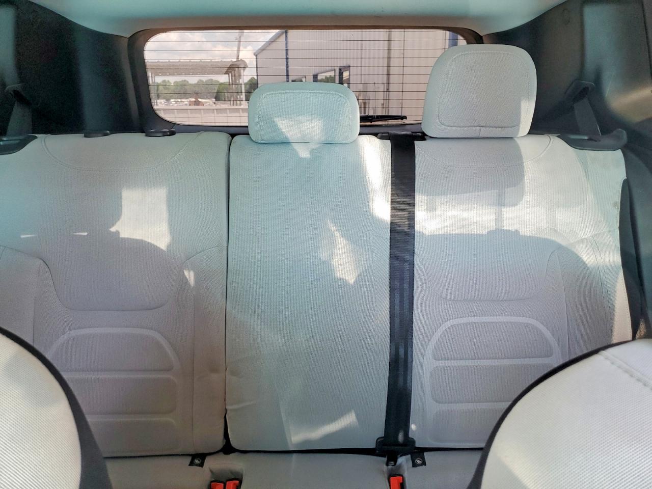 2021 JEEP RENEGADE LATITUDE 4X2