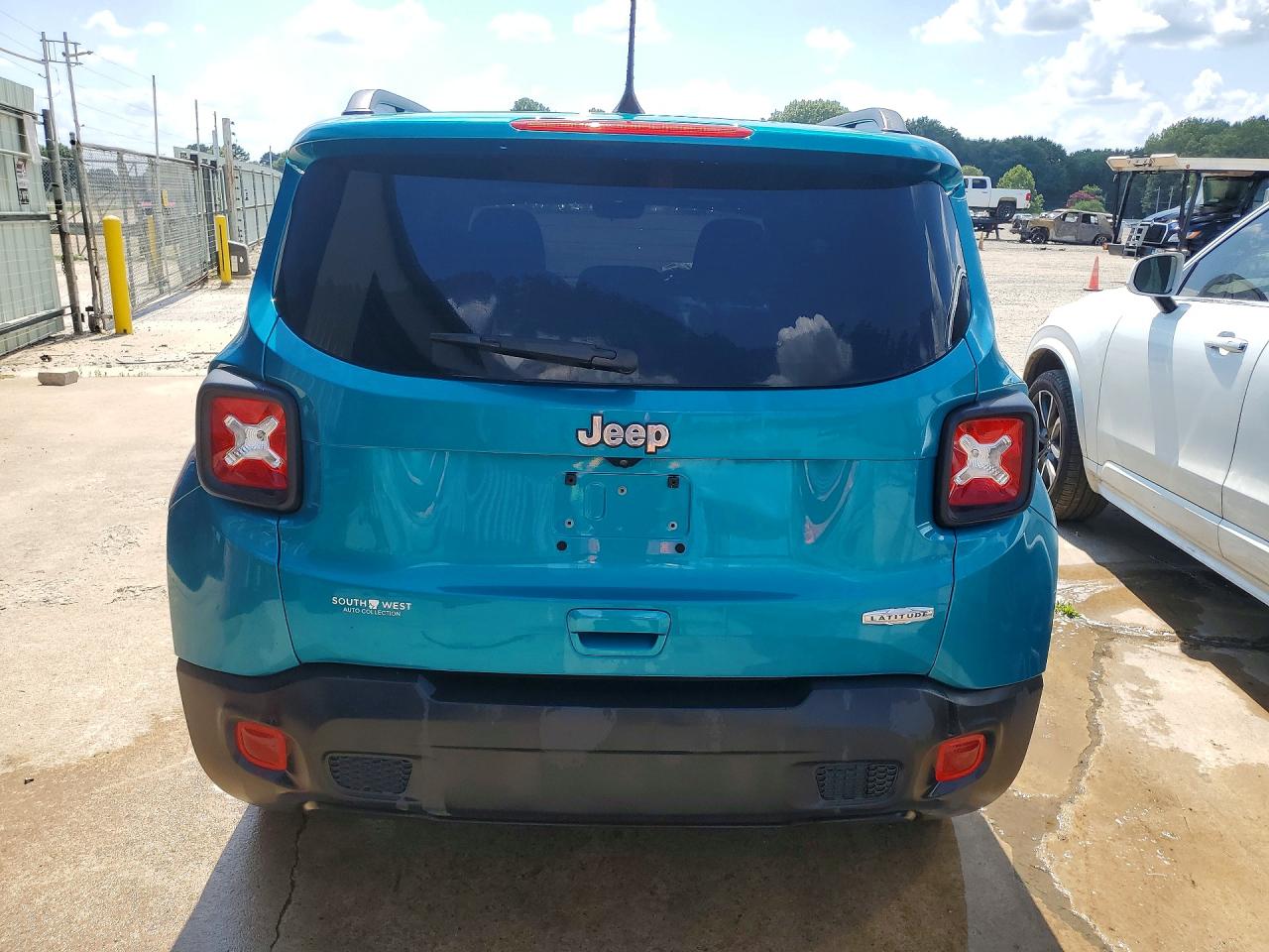 2021 JEEP RENEGADE LATITUDE 4X2