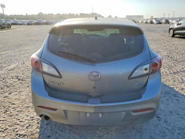 2013 MAZDA 3 Touring/GS