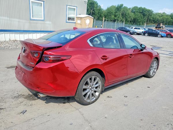 2021 MAZDA 3